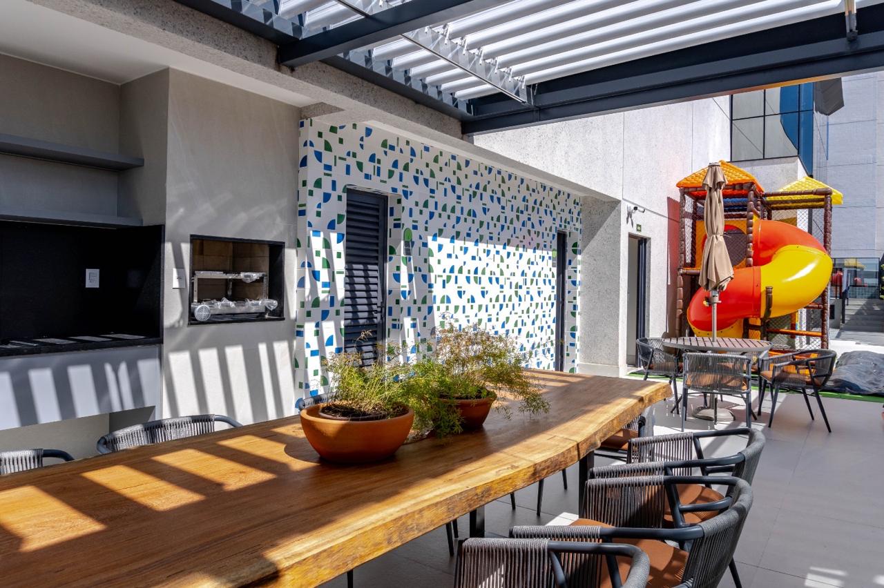 Churrasqueira Gourmet: Ideal para reuniões informais e churrascos com amigos.